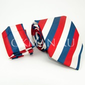 Шелковый набор галстук и платок расцветки триколор