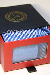 Aristokrat - Набор галстук с платком с голубыми косыми линиями и фактурным орнаментом