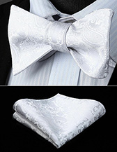 Белая мужская бабочка-самовяз и платок