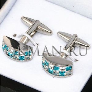 Запонки в деревянной коробке 3385
